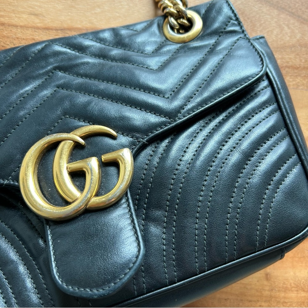 Authentic Gucci GG Marmont Small Shoulder Bag Black - Picture 2 of 16